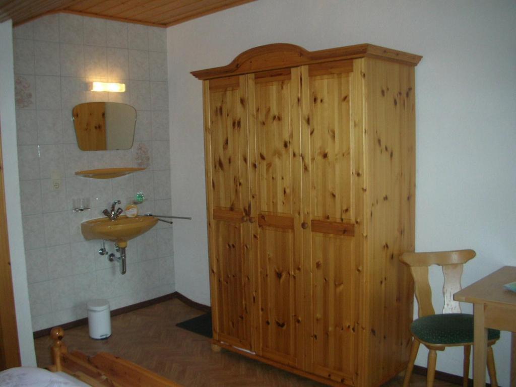 Апартаменты Haus Frank Pitztal Санкт-Леонхард-им-Пицталь Экстерьер фото